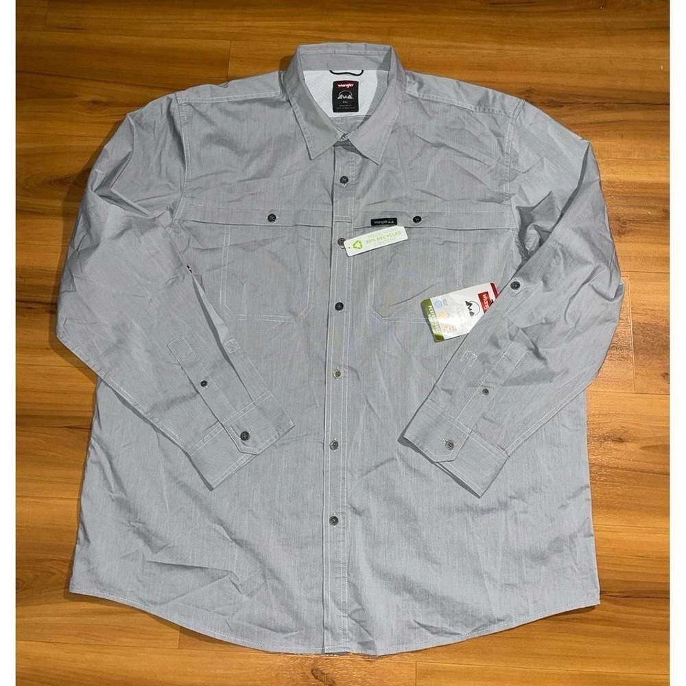 Mens NWT Wrangler Performance Classic Fit Utility Button‎ Front Shirt